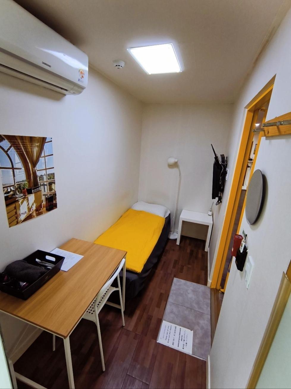 24 Guesthouse Sinchon Avenue Seoul Exteriör bild